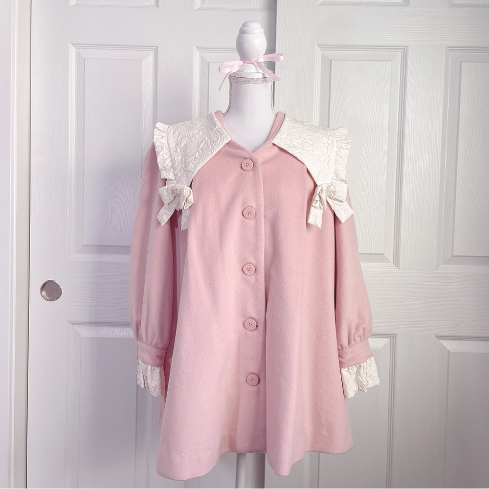 Ledin pastel pink soft coat with ribbon jacquard details and beading